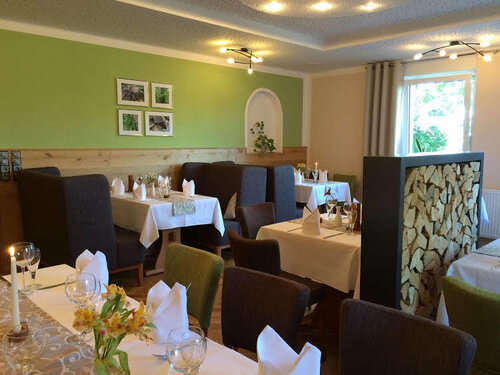 Hotel Restaurant Zwergschlösschen, Book Hotel Hoteller i Gera med parkering, Parkering