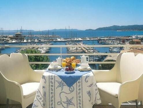 Hôtel Le Rabelais, Забронировать Отель Ле-Лаванду Var coast