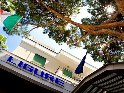 Hotel Ligure, Забронировать Отель Отели Споторно 3 звезды, 3*