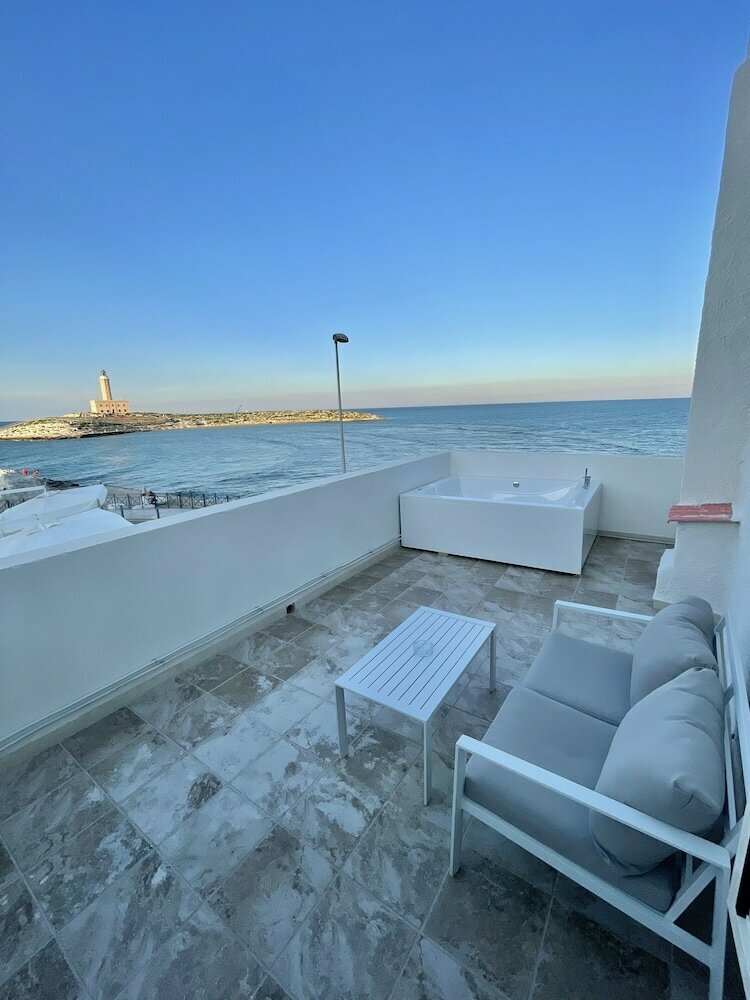 Approdo di Venere Hotel and Restaurant