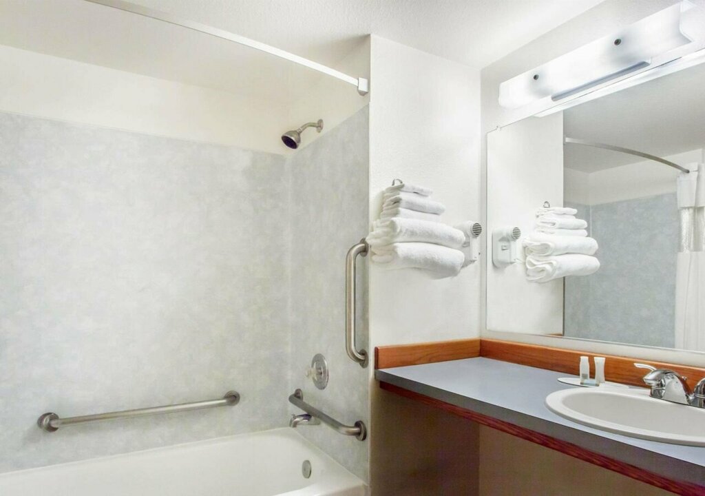 Travelodge Wyndham Seattle North/Edmonds