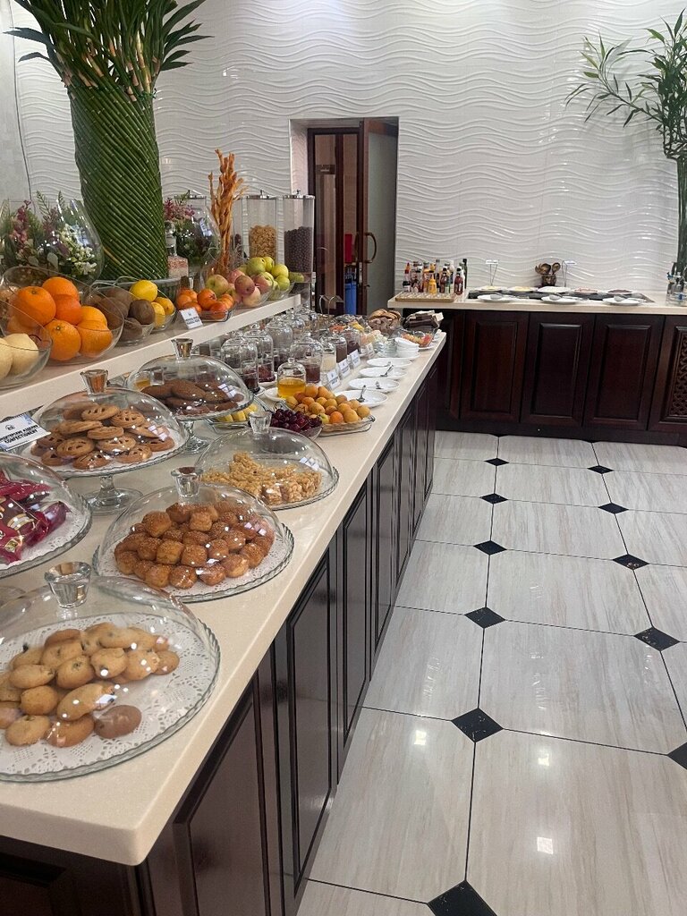 Ada Hotel