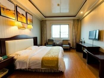 GreenTree Alliance Suzhou Wujiang District Shengze Town East Silk Mark, Забронировать Отель Отели Сучжоу с парковкой, Парковка