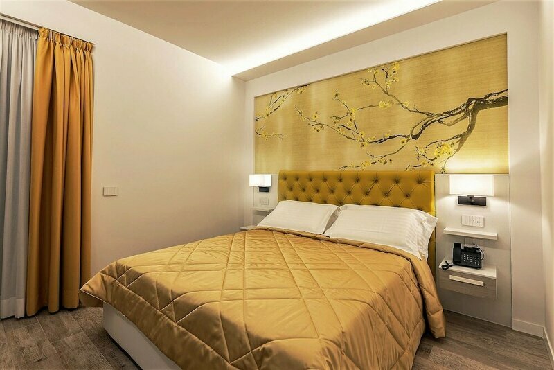 Petit Hotel