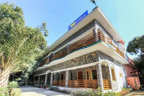 Fabhotel Corbett Green View Garden And Stay, Book Hotel Nainital Uttarakhand