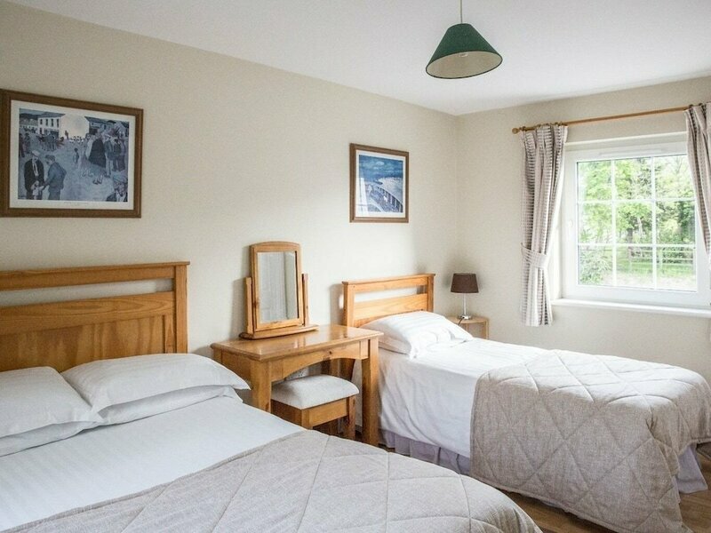 Ballycanal Moira- Guest House and Self-Catering