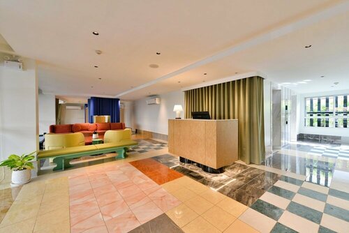 The Grass Serviced Suites, Забронировать Отель Отели Паттайя с парковкой, Парковка