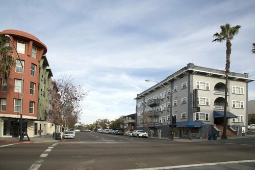 Harborview Inn & Suites-Convention Center-Airport-Gaslamp-Seaworld-Zoo-Balboa Park, Забронировать Отель Отели Сан-Диего с парковкой, Парковка
