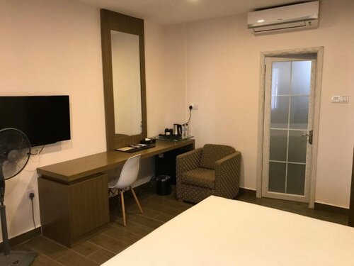 LOTUS SEAVIEW BEACH RESORT, PENGERANG, Réserver Complexe hôtelier Sungai Rengit Malaisie
