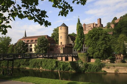 AZUR Camping Wertheim, Réserver Camping Hôtels à Wertheim avec parking, Parking