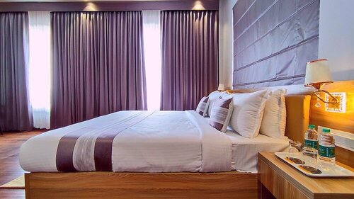 Sshubh Hotel Nathdwara, Rezerwuj Hotel Hotele w Rajasthan z basenem, Basen