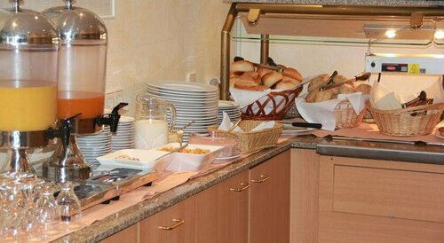Hotel Rahserhof, Забронировать Отель Фирзен Lower Rhine