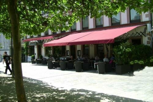 Hotel Ross, Забронировать Отель Отели Баварии с парковкой, Парковка