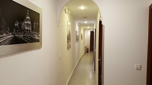 Hostal Rofer, Забронировать Хостел Хостелы Мадрида, рядом с Кава-Баха, Хостел
