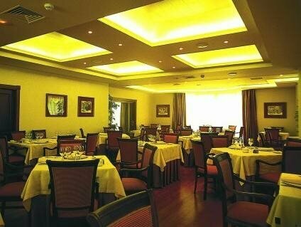 Gran Hotel Balneario De Puente Viesgo, Book Hotel Puente Viesgo Valles Pasiegos