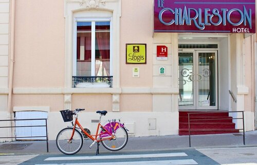 Logis Hotel - Le Charleston, Забронировать Отель Ле-Ман Sarthe, рядом с Carre Plantagenet