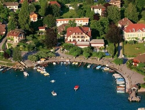 Le Cottage Bise, Book Feriehus Hoteller i Rhône-Alps med parkering, Parkering