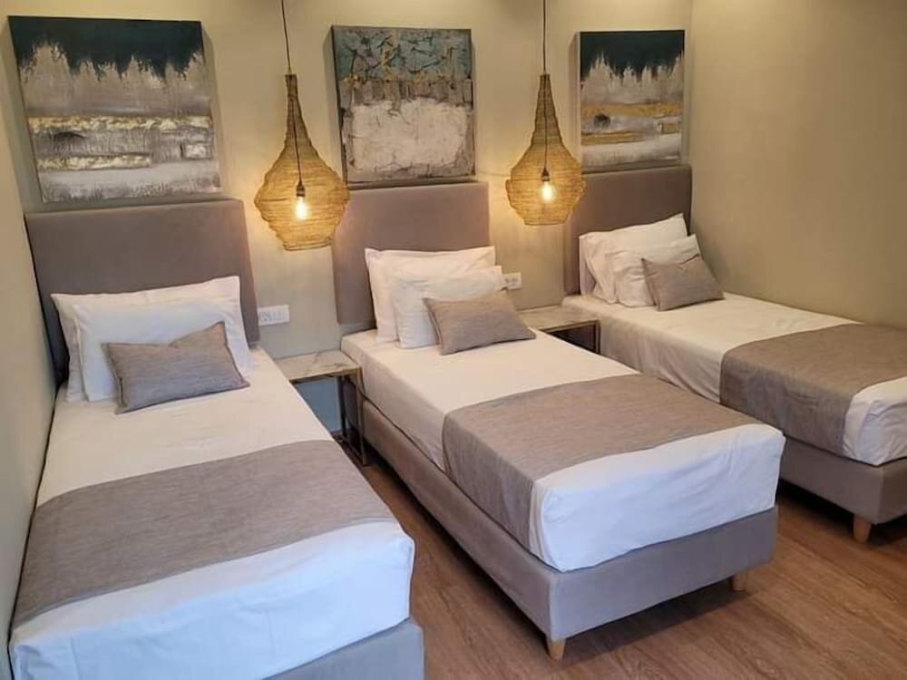 Antonia Apartments