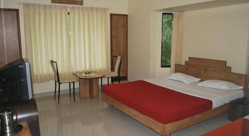 Kuber Inn, Забронировать Отель Отели штата Махараштры 3 звезды, 3*