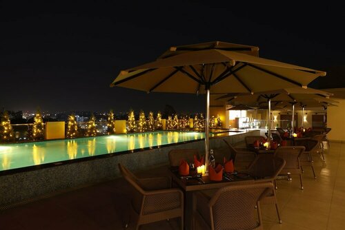 Regenta Dehradun by Royal Orchid Hotels Limited, Забронировать Отель Дехрадун штат Уттаракханд