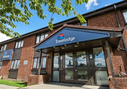 Travelodge Peterborough Alwalton, Забронировать Отель Отели Кембриджшир с парковкой, Парковка