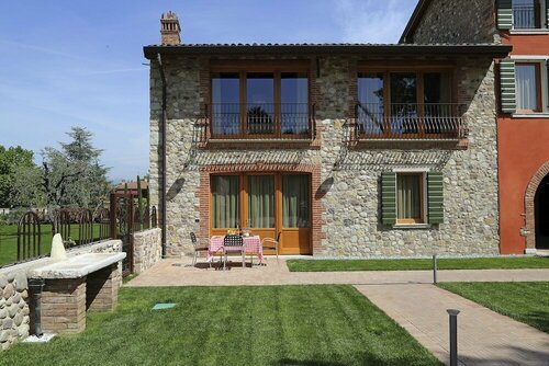 Residence Borgo Mondragon, Забронировать Отель Лацизе Garda Veneto
