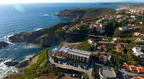 Hotel La Caletta, Buchen Sie Hotel Torre dei Corsari Costa Verde