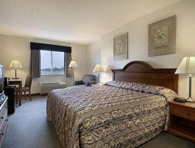 Baymont Inn & Suites Columbus/Rickenbacker