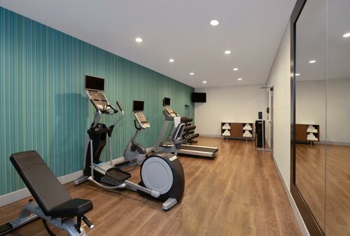 Holiday Inn Express Hotel & Suites Kennesaw Northwest - Acworth by IHG, Забронировать Отель Акворт Джорджия