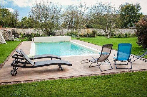 Au Caprice de L'Atre, Book Pension Hoteller i Lothringen med pool, Swimmingpool