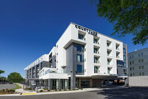 Courtyard by Marriott Richmond Scott’s Addition, Book Hotel Hoteller i Virginia med parkering, Parkering