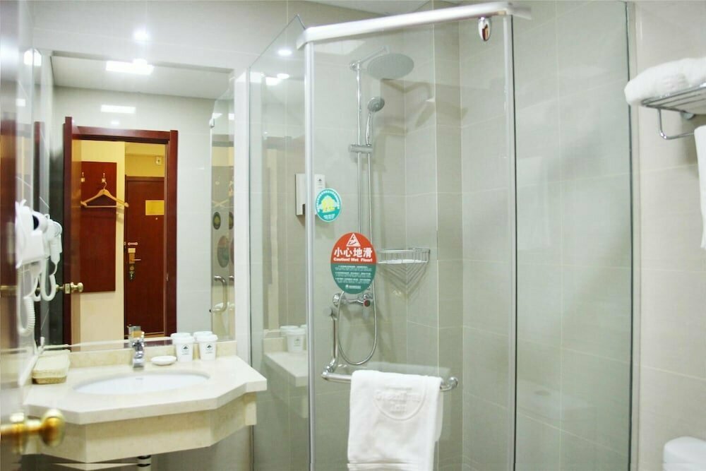 GreenTree Inn Tianjin Xiqing District Xiuchuan Road Sunshine 100 Express Hotel