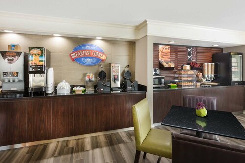 Baymont by Wyndham Greenville Woodruff Rd, Book Hotel Tennessee hoteller med pool, Swimmingpool
