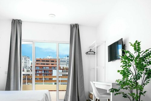 Hotel Valencia, Забронировать Отель Лас-Пальмас-де-Гран-Канария Гран-Канария, рядом с Парк Романо