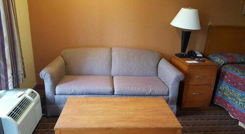 Scottish Inn Knoxville, Забронировать Отель Отели Теннесси с парковкой, Парковка