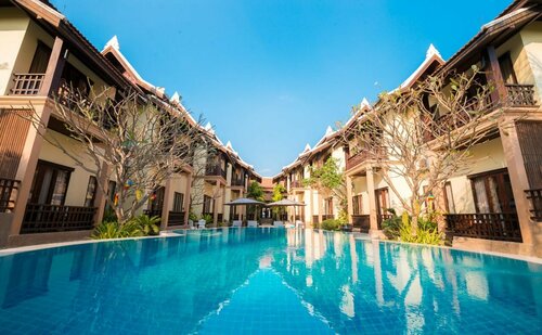Villa Ang Thong, Забронировать Вилла Отели Луангпхабанг с парковкой, Парковка