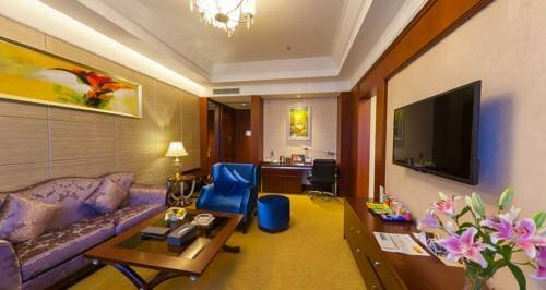 Tianfu Joyhub Air Hotel,  Отель Чэнду Сычуань