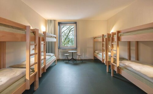 Bern Youth Hostel, Забронировать Хостел Mattenhof-Weissenbühl Берн, рядом с Мост Унтерторбрюке