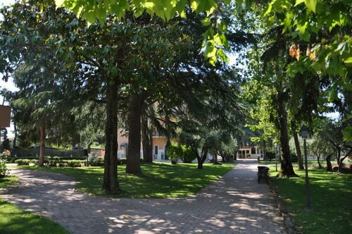 Park Hotel Villamaria, Buchen Sie Villa Villen in Latium, Villa