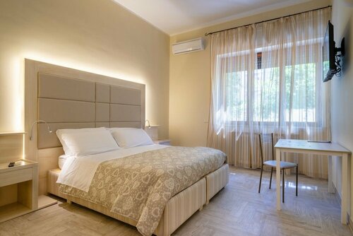 Villa Domus Salento Suites & Rooms con parcheggio privato in loco, Забронировать Вилла Лечче Саленто, рядом с Museo Sigismondo Castromediano