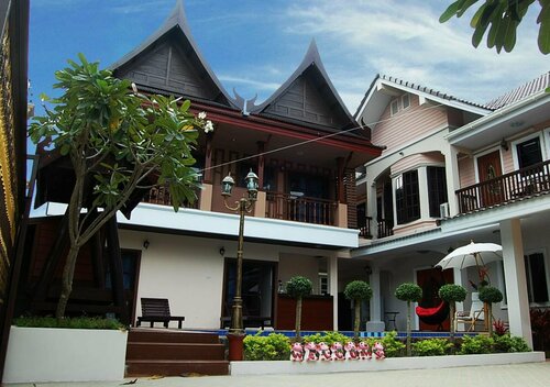 Nasuk House, Забронировать Отель Отели Пхетчабури 3 звезды, 3*