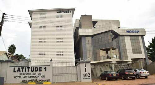 Latitude 1 Serviced Suites, Rezervați Hotel Hoteluri în Kampala cu parcare, Parcare