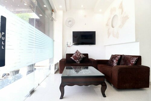 OYO 16379 Hotel LivInn Hub, Book Hotel Amritsar Punjab