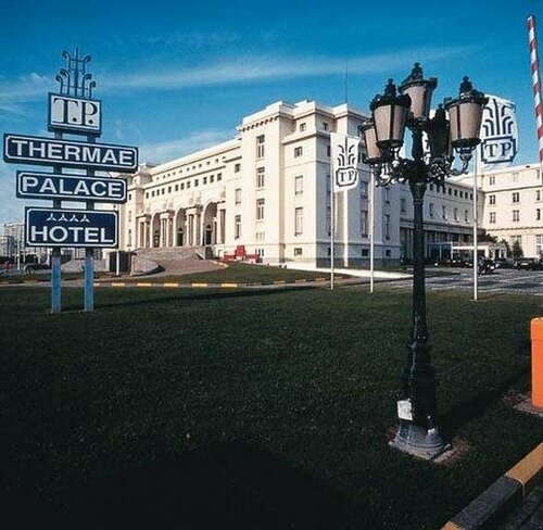 Thermae Palace, Забронировать Отель Отели Остенде с завтраком, рядом с Пляж Остенде, Завтраки