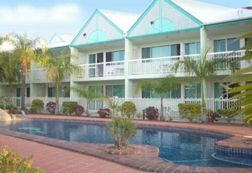 Reef Adventureland Motor Inn, Prenota Motel Hotel a Queensland con parcheggio, Parcheggio