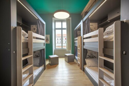 The People - Strasbourg, Забронировать Хостел Страсбург Strasbourg Eurometropole, рядом с Strasbourg Planetarium