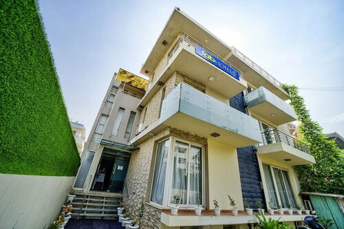 FabHotel Rivlet, Забронировать Отель Отели Гургаон с парковкой, Парковка