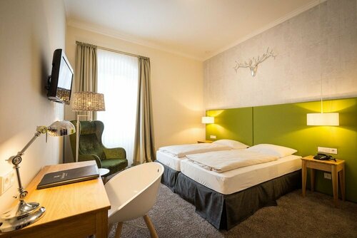 Hotel Deutschherrenhof, Забронировать Отель Цельтинген-Рахтиг Хунсрюк
