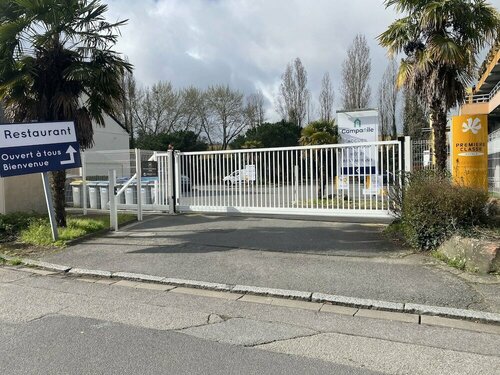 Campanile Nantes ~ Rezé Aéroport, Забронировать Отель Отели Земель Луары 3 звезды, 3*