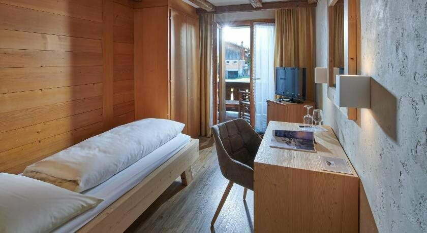 Hotel Alphorn Gstaad GmbH